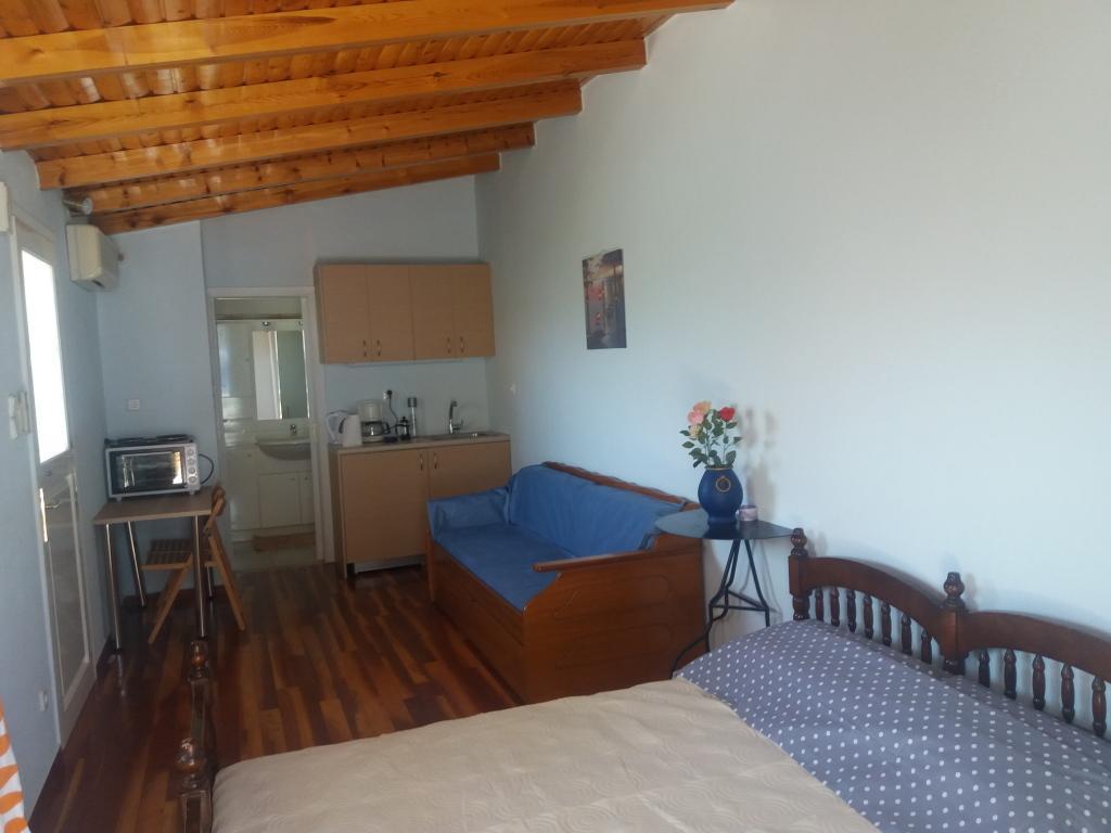 Per Mare Villa Loutra Oraias Elenis Bagian luar foto
